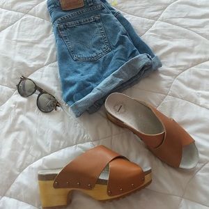 Urban Outfitters Ecote Tan Leather Platform Clogs